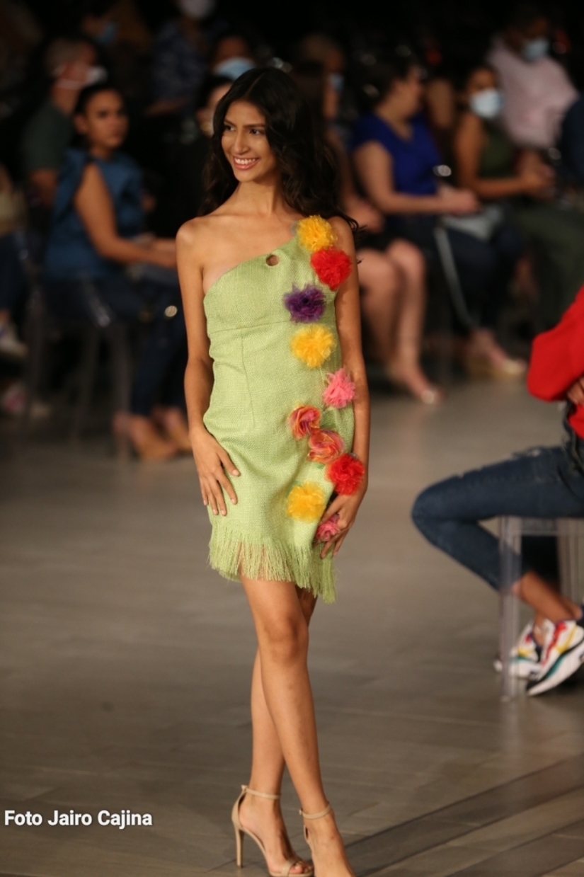Nicaragua Model Dress